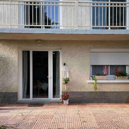 Logement Au Calme Pres D'Aurillac Sansac-de-Marmiesse Exterior photo